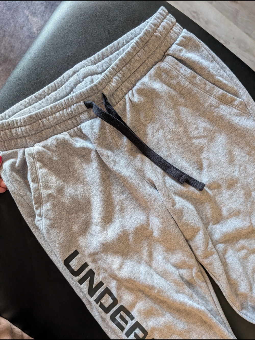 Under Armour Women's Light Gray Sweatpants with Black Logo - Picture 3 of 8